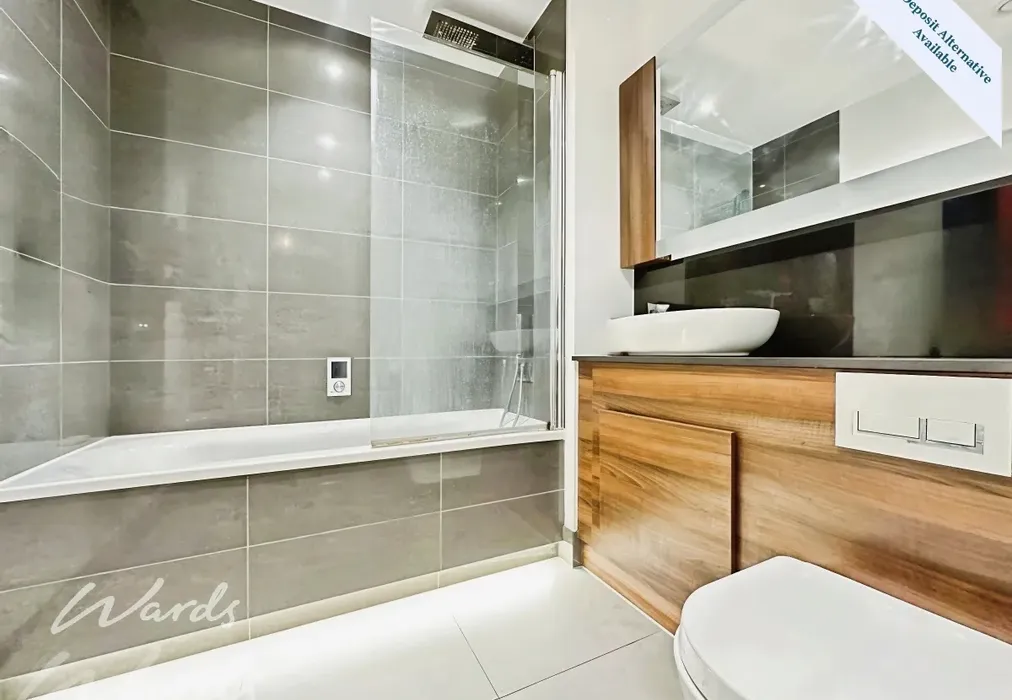 Bathroom - Rosalind Drive Maidstone ME14 - Wards of Kent