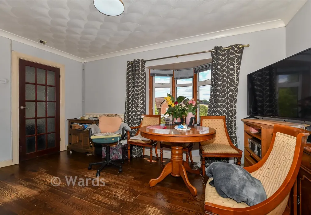 Lounge - Glebelands, Penshurst, Tonbridge, Kent - Wards of Kent