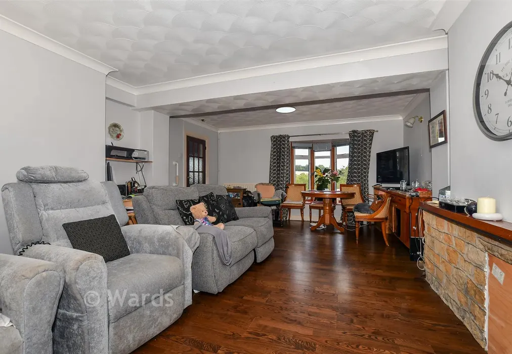 Lounge - Glebelands, Penshurst, Tonbridge, Kent - Wards of Kent