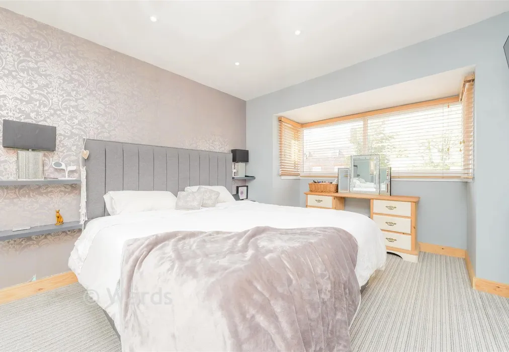 Bedroom 1 - Church Street, Hoo, Kent - Wards of Kent