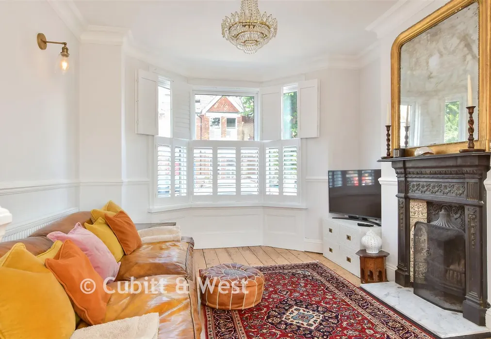 Lounge - Hythe Road, Brighton, East Sussex - Wards of Kent
