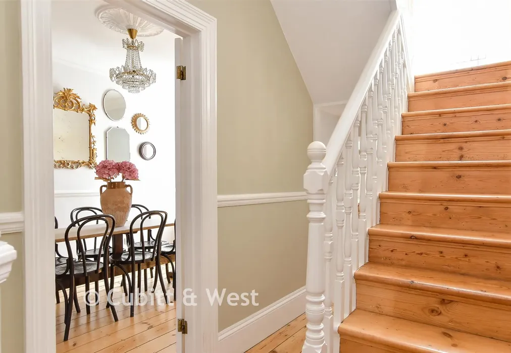 Internal Lifestyle Photograph - Hythe Road, Brighton, East Sussex - Wards of Kent