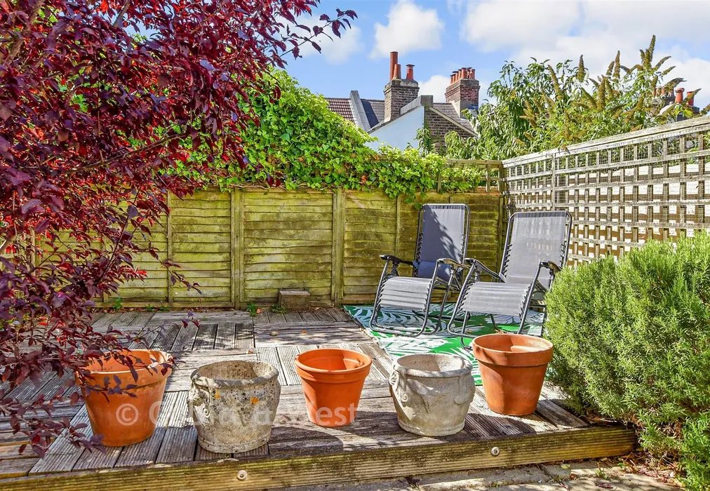 External Lifestyle Photograph - Hythe Road, Brighton, East Sussex - Wards of Kent