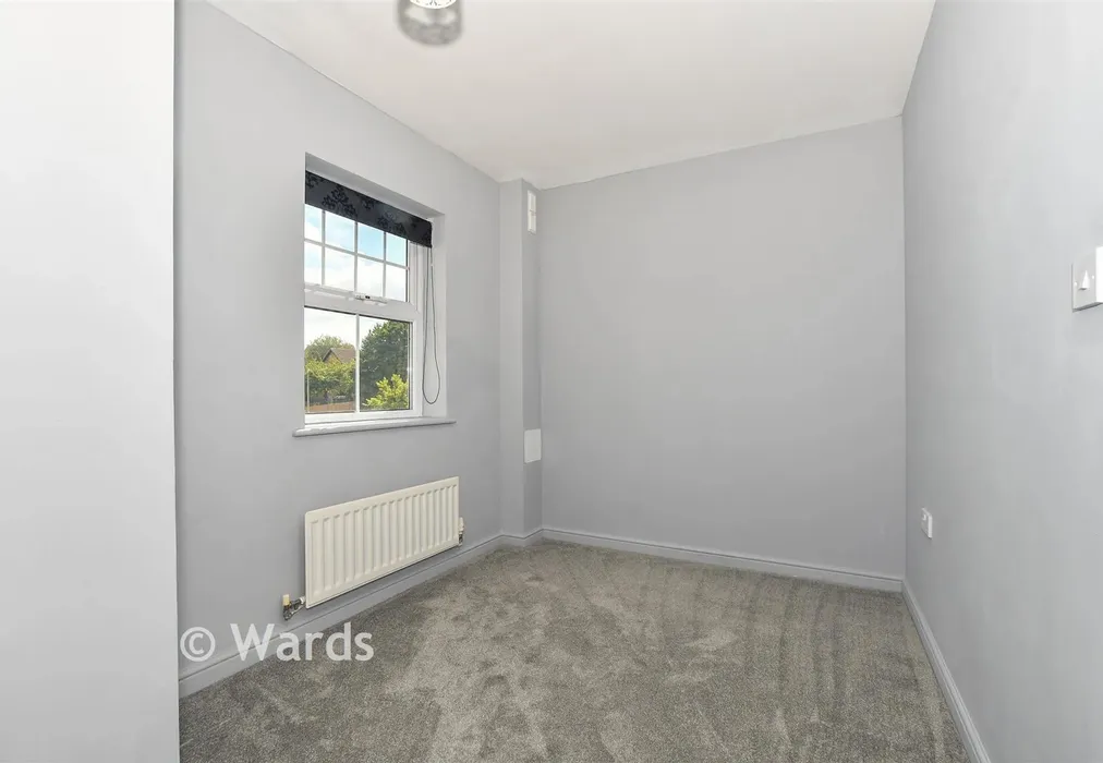 Bedroom 2 - Kirk View, Ashford, Kent - Wards of Kent