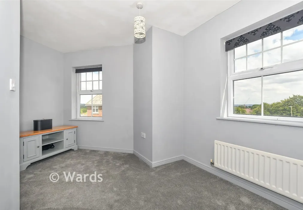 Bedroom 2 - Kirk View, Ashford, Kent - Wards of Kent