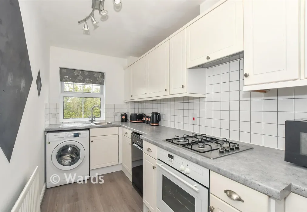 Kitchen - Kirk View, Ashford, Kent - Wards of Kent