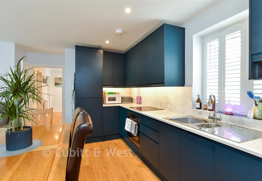 Kitchen/ Lounge - Salvington Road, Worthing, West Sussex - Wards of Kent