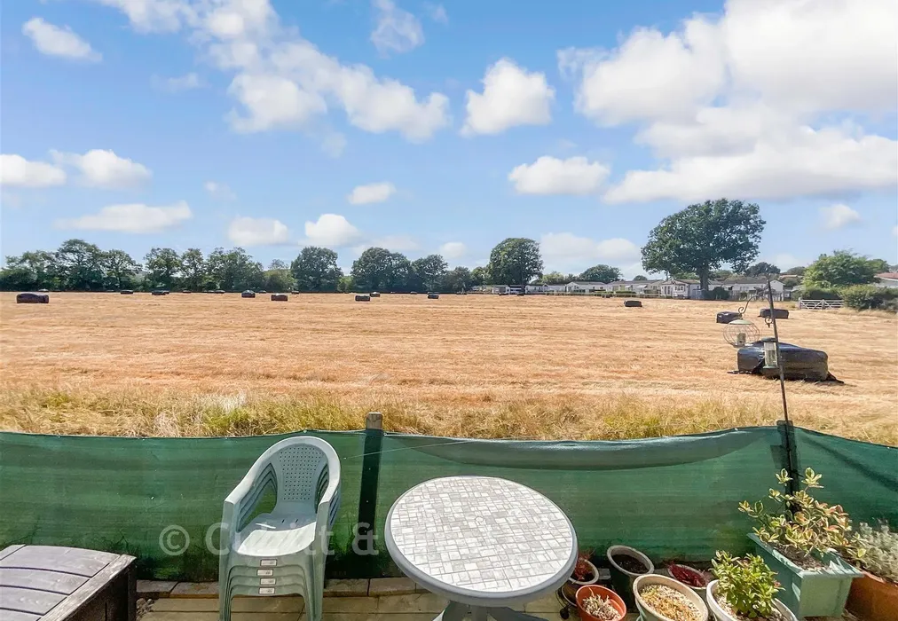 View - Broadway Park, The Causeway, Petersfield, Hampshire - Wards of Kent