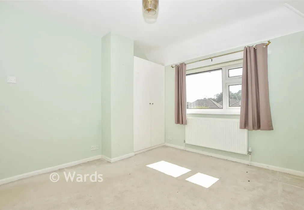 Bedroom 2 - Cambridge Crescent, Maidstone, Kent - Wards of Kent