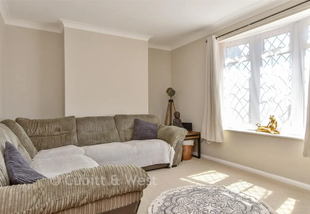 Lounge - Windmill Road, Southwick, Brighton, West Sussex - Wards of Kent