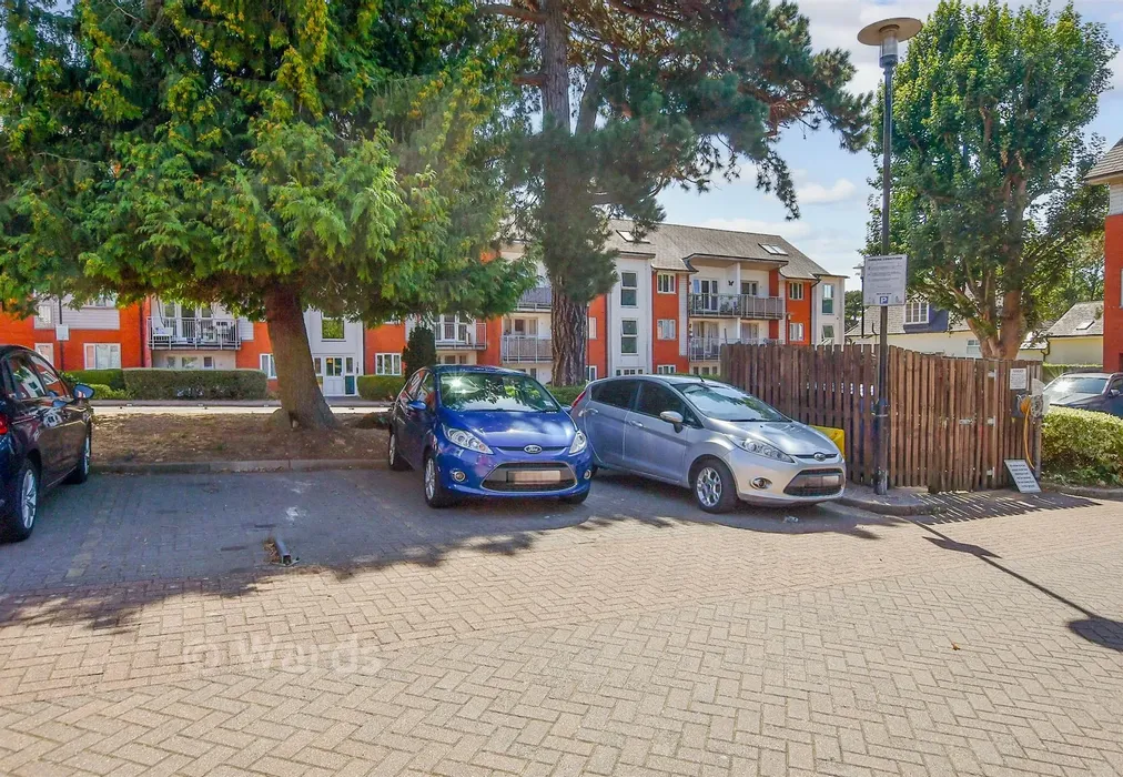 Driveway/Parking - Holland Road, Maidstone, Kent - Wards of Kent