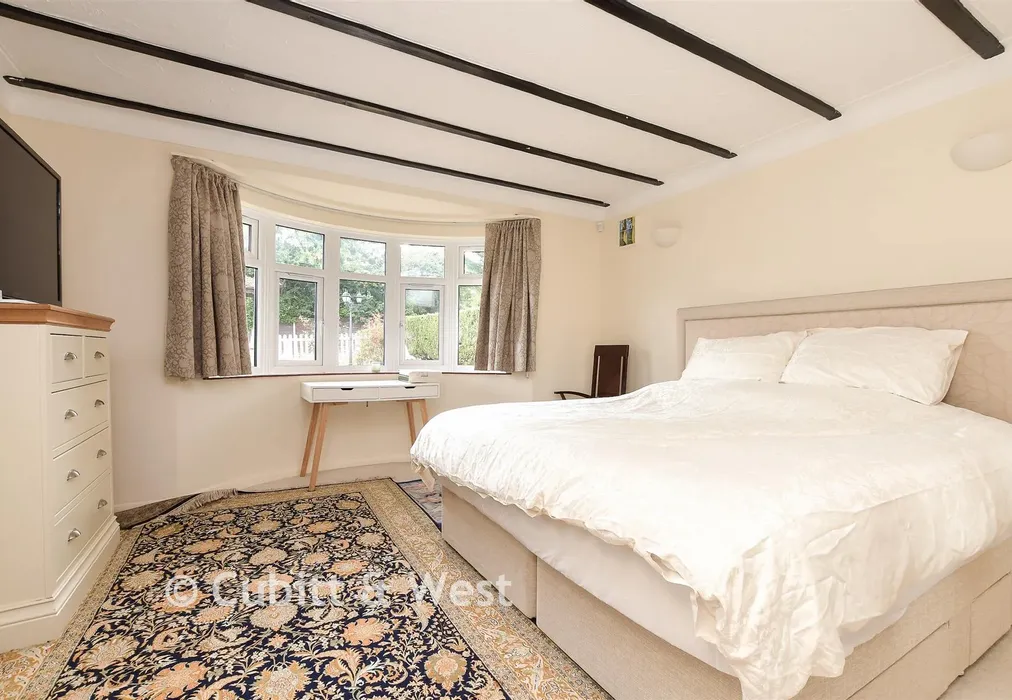 Bedroom 1 - Buckles Way, Banstead, Surrey - Wards of Kent