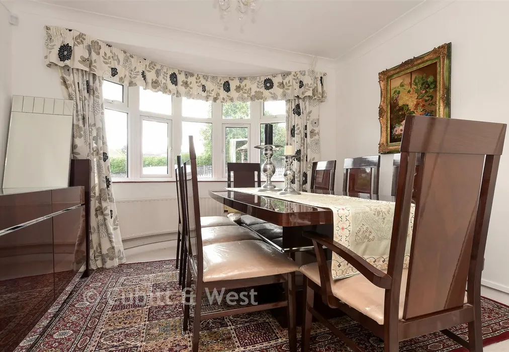 Dining Room - Buckles Way, Banstead, Surrey - Wards of Kent