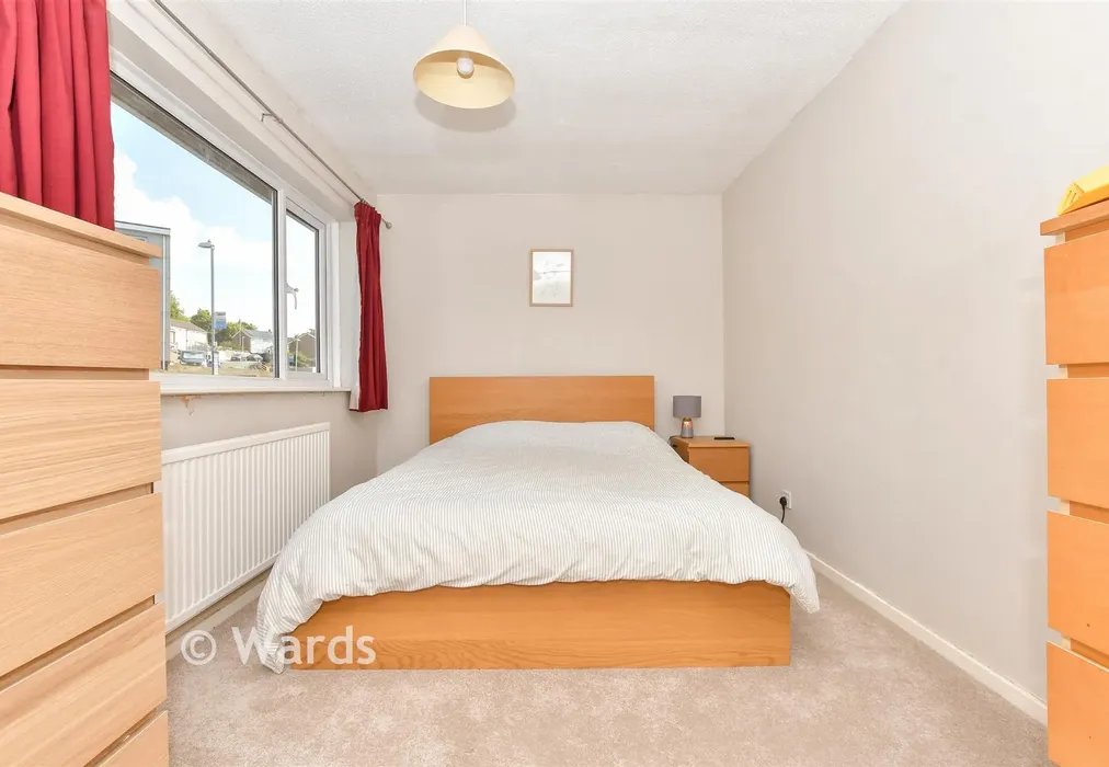 Bedroom 1 - Weavers Way, Dover, Kent - Wards of Kent