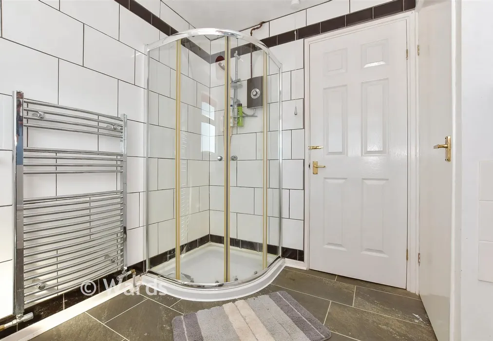 Bathroom - Weavers Way, Dover, Kent - Wards of Kent