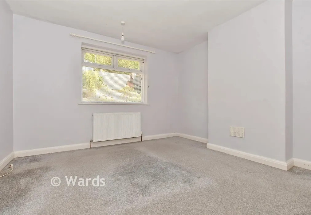 Bedroom 1 - Elms Vale, Elms Vale, Kent - Wards of Kent