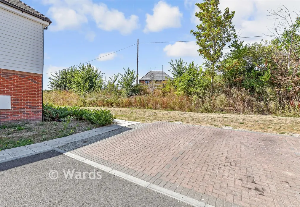 Driveway/Parking - Harvey Drive, Faversham, Kent - Wards of Kent