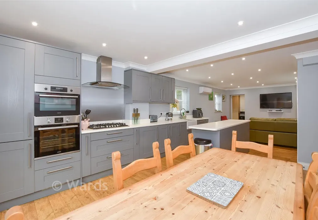 Dining Area - Beech Court Gardens, Maidstone, Kent - Wards of Kent