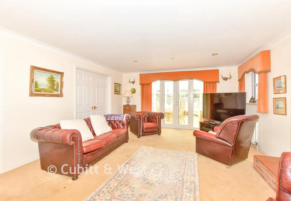 Lounge - Havant Road, Hayling Island, Hampshire - Wards of Kent