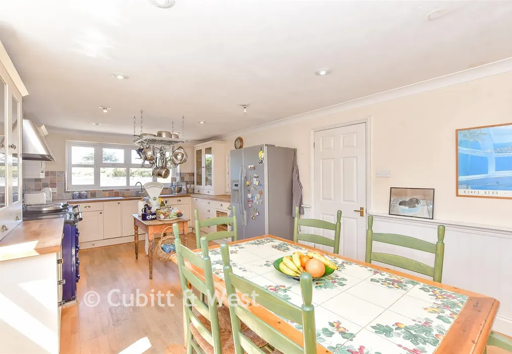Kitchen - Havant Road, Hayling Island, Hampshire - Wards of Kent