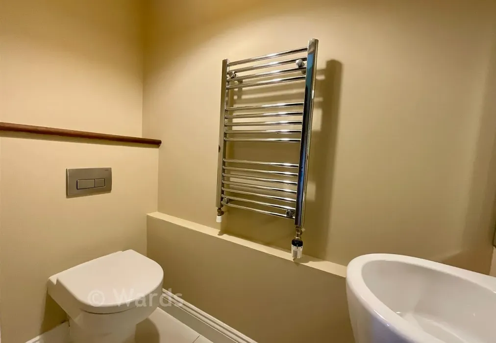 Wc - Gibsons Place, Eynsford, Kent - Wards of Kent