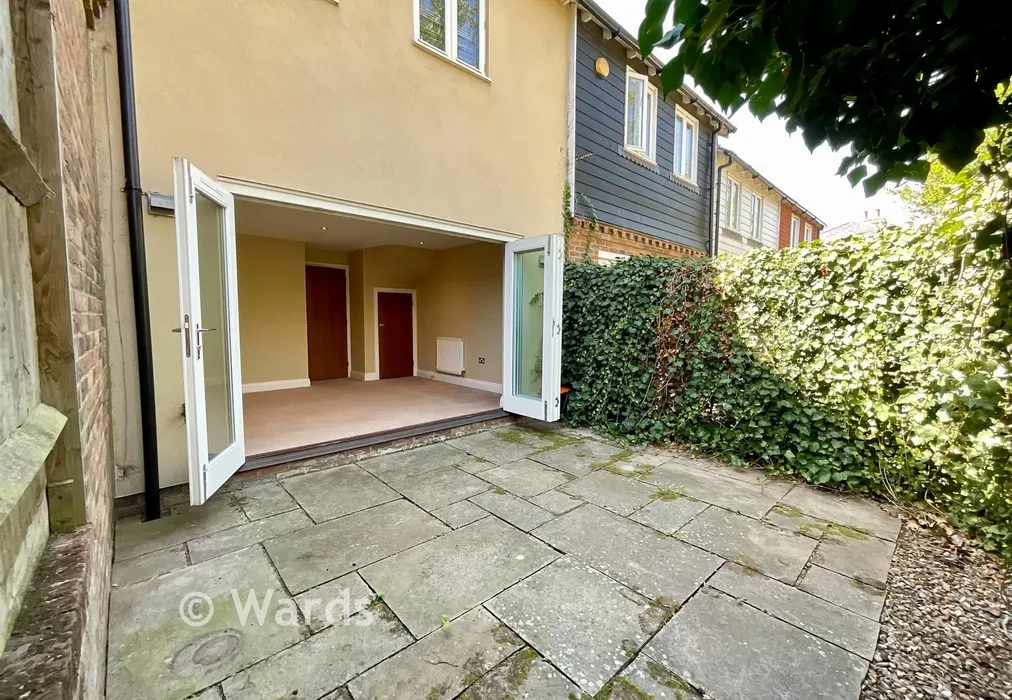Rear Garden New - Gibsons Place, Eynsford, Kent - Wards of Kent