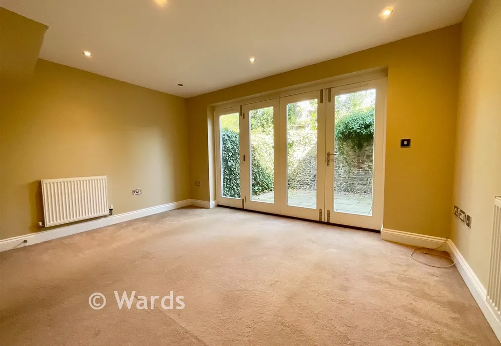 Lounge New - Gibsons Place, Eynsford, Kent - Wards of Kent