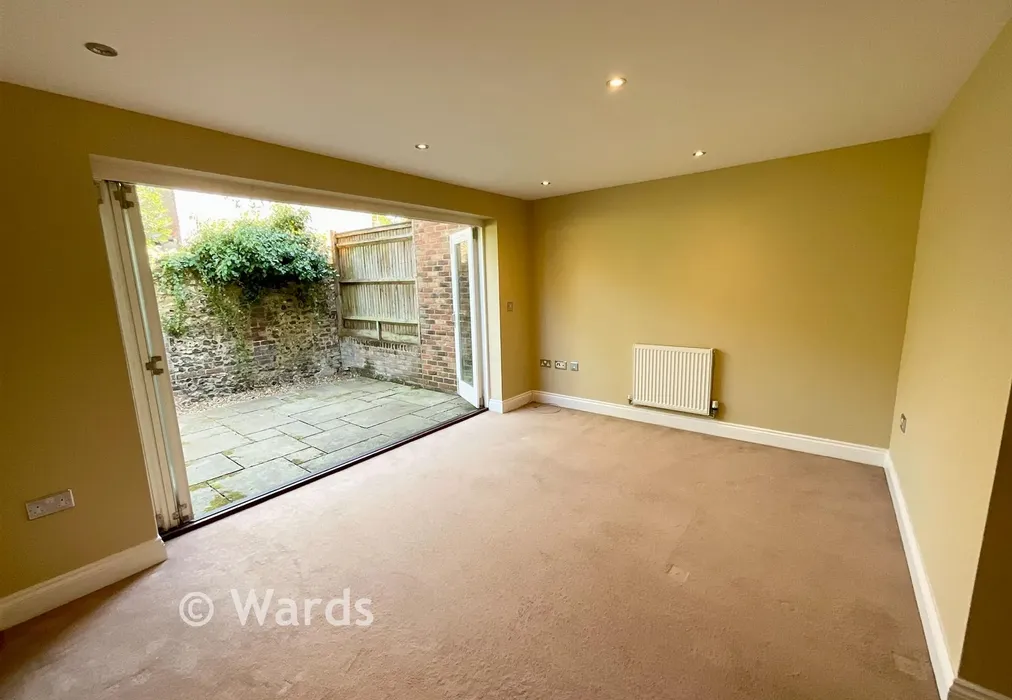 Lounge New - Gibsons Place, Eynsford, Kent - Wards of Kent