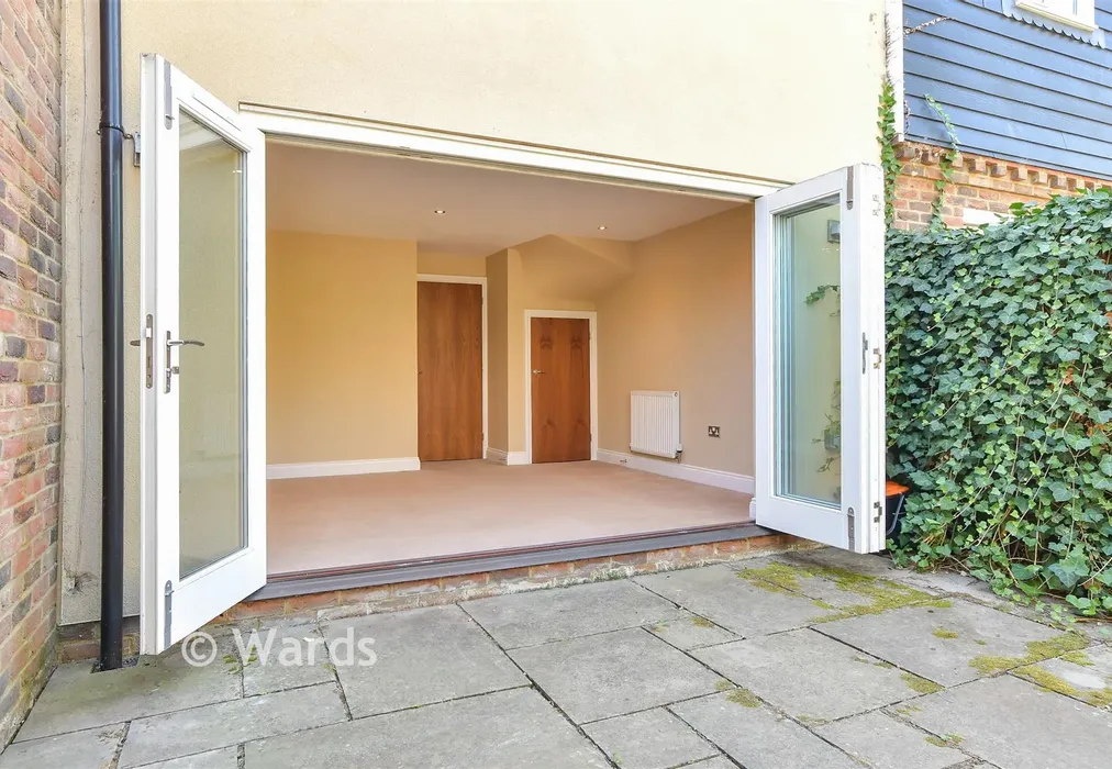 External Lifestyle Photograph - Gibsons Place, Eynsford, Kent - Wards of Kent
