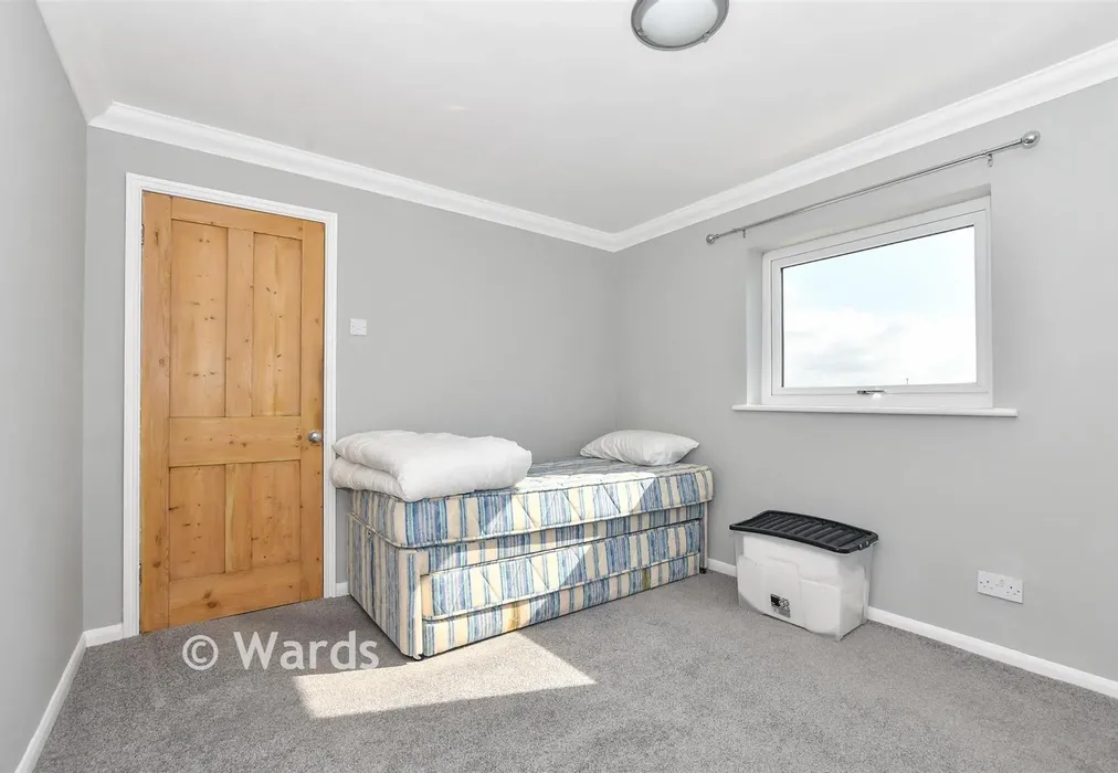 Bedroom 2 - Church Road, Warehorne, Kent - Wards of Kent
