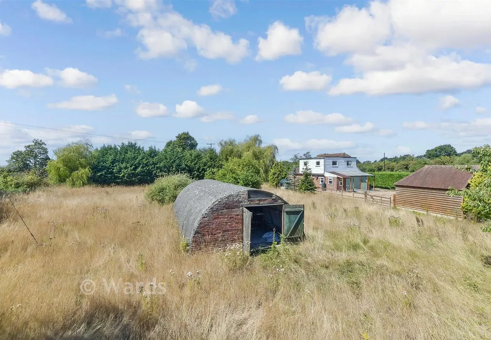 Rear Garden - Church Road, Warehorne, Kent - Wards of Kent