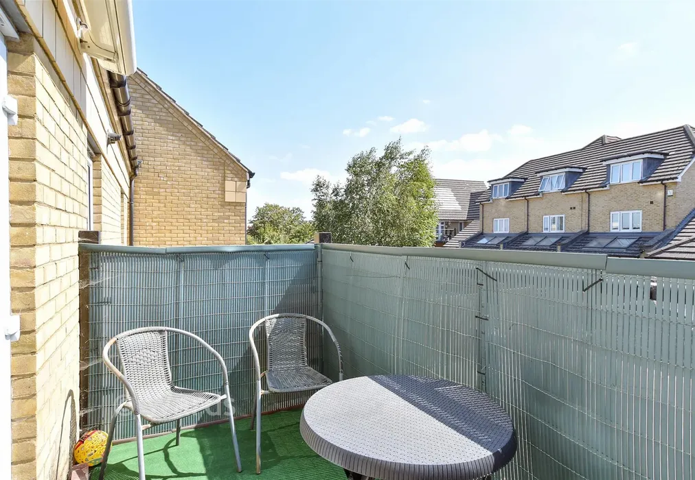 Balcony - Stone House Lane, Dartford, Kent - Wards of Kent
