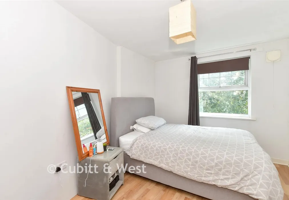 Bedroom 2 - Woodfield Road, Crawley, West Sussex - Wards of Kent