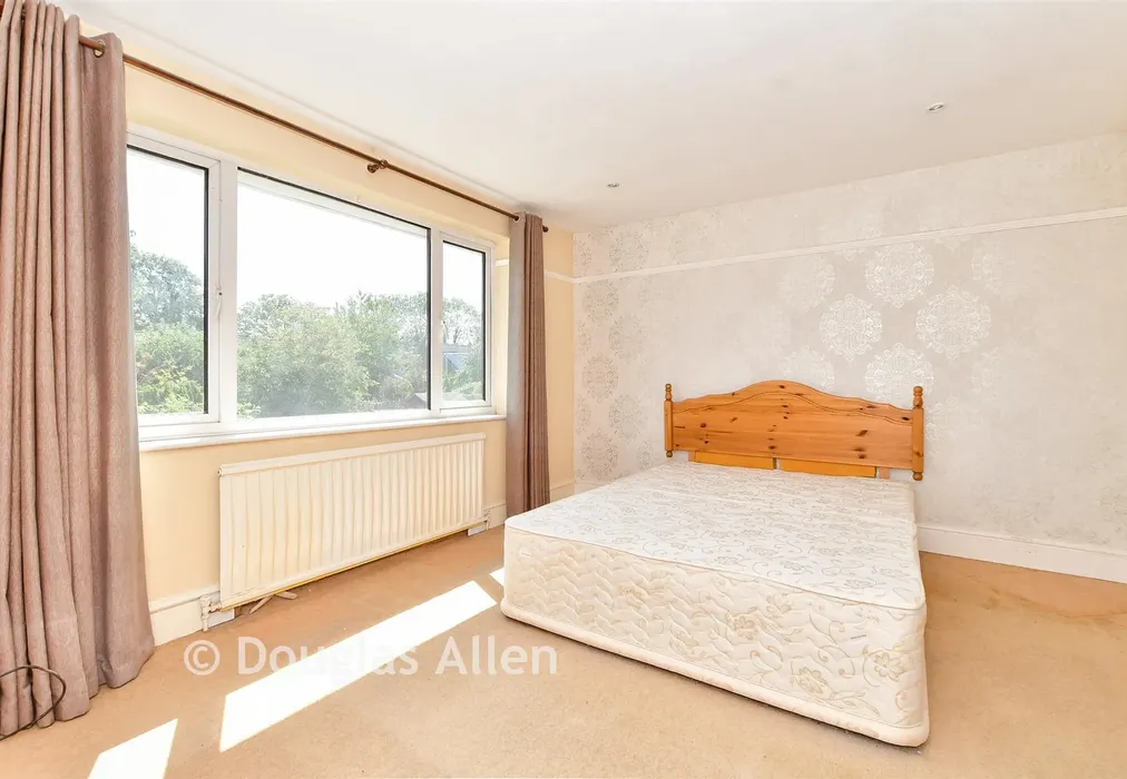 Bedroom 2 - Charlotte Avenue, Wickford, Essex - Wards of Kent