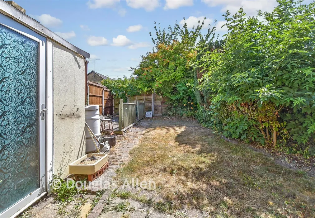 Rear Garden - Charlotte Avenue, Wickford, Essex - Wards of Kent
