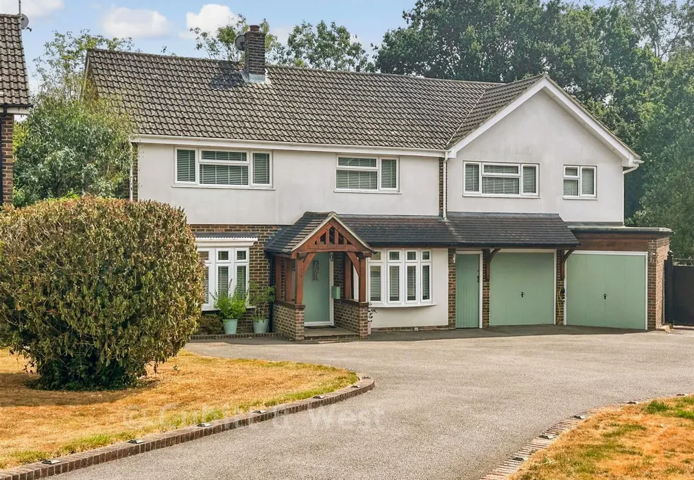 External Web - Newlands Park, Copthorne, West Sussex - Wards of Kent