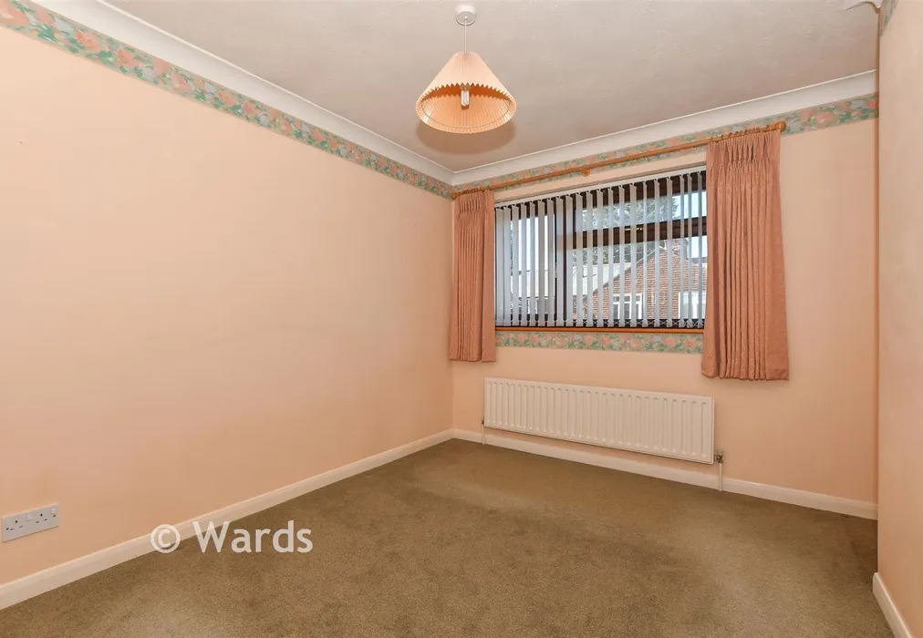 Bedroom 2 - Glover Road, Willesborough, Kent - Wards of Kent