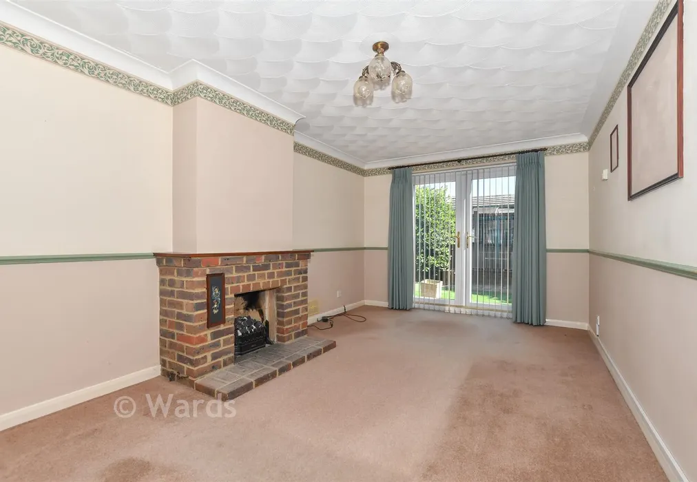 Lounge - Glover Road, Willesborough, Kent - Wards of Kent