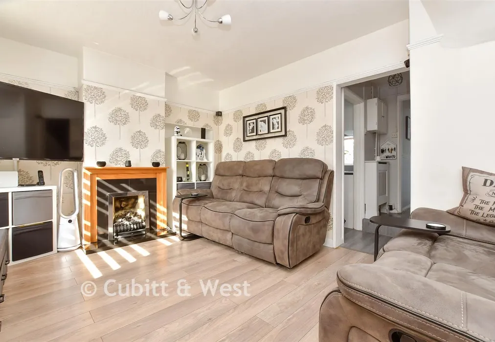 Lounge - Westminster Road, Sutton, Surrey - Wards of Kent