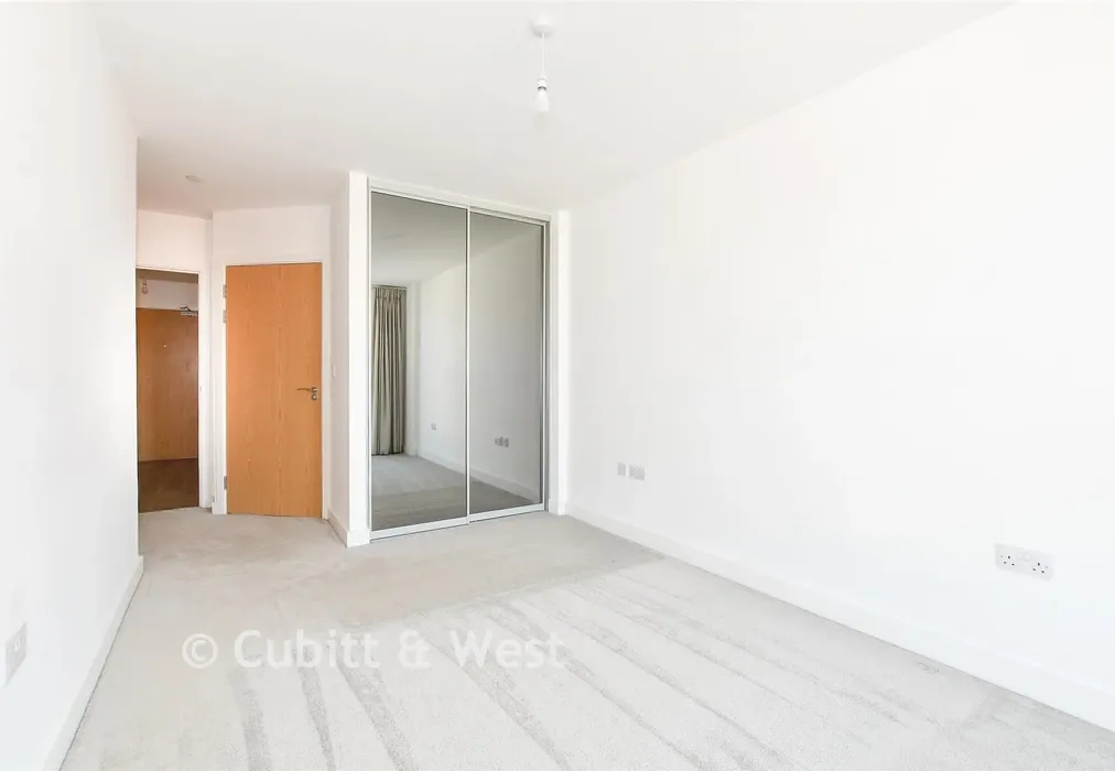 Bedroom 1 - Marketfield Way, Redhill, Surrey - Wards of Kent