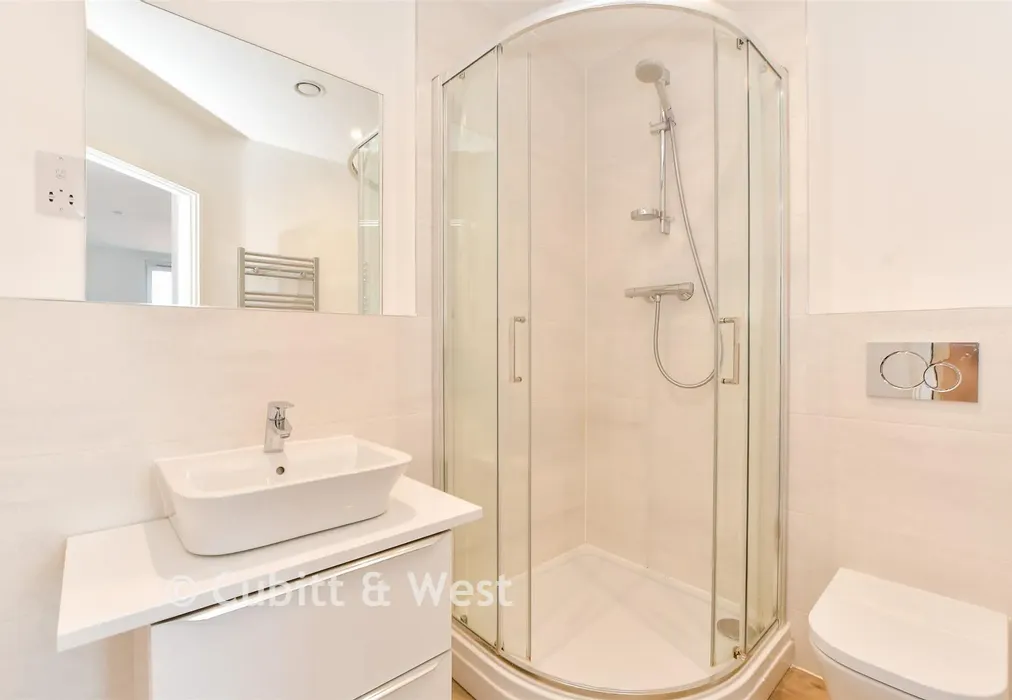 En-Suite Shower Room - Marketfield Way, Redhill, Surrey - Wards of Kent
