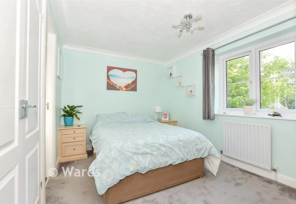 Bedroom 1 - Carmans Close, Loose, Maidstone, Kent - Wards of Kent