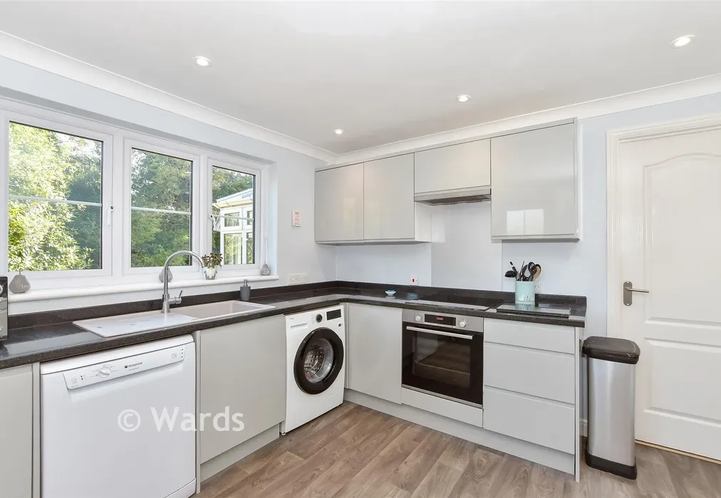 Kitchen - Carmans Close, Loose, Maidstone, Kent - Wards of Kent