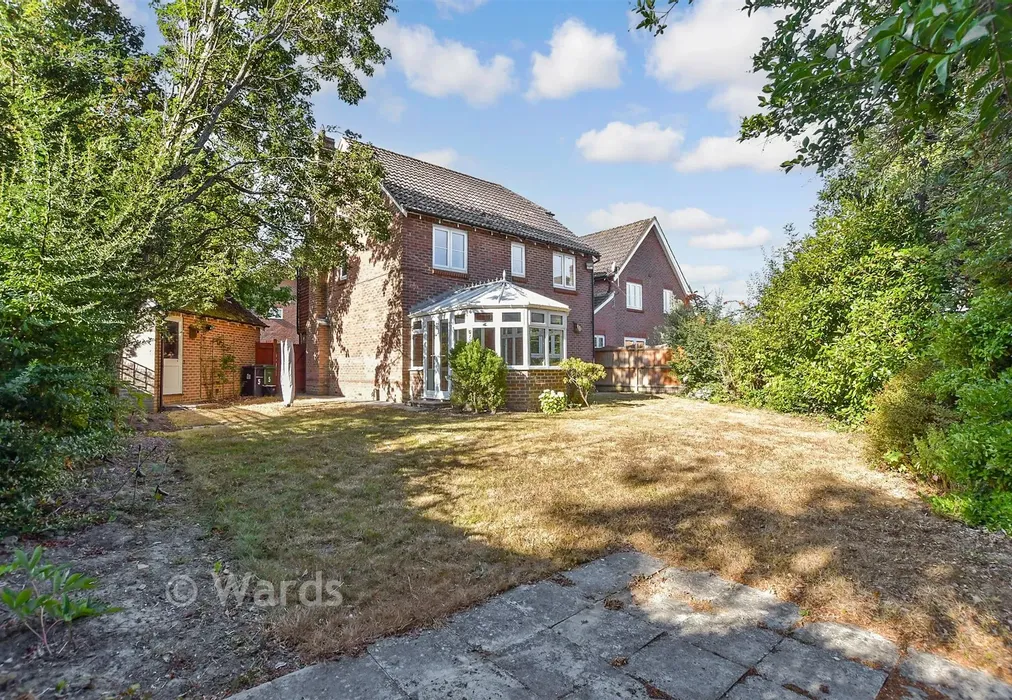 Rear Elevation - Carmans Close, Loose, Maidstone, Kent - Wards of Kent