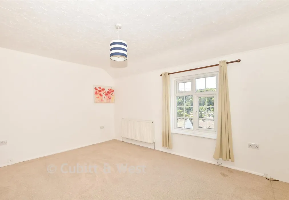 Bedroom 1 - Commonwealth Road, Caterham, Surrey - Wards of Kent