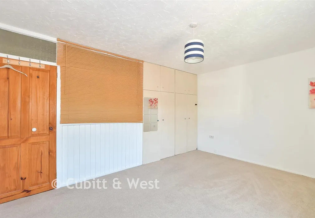 Bedroom 1 - Commonwealth Road, Caterham, Surrey - Wards of Kent
