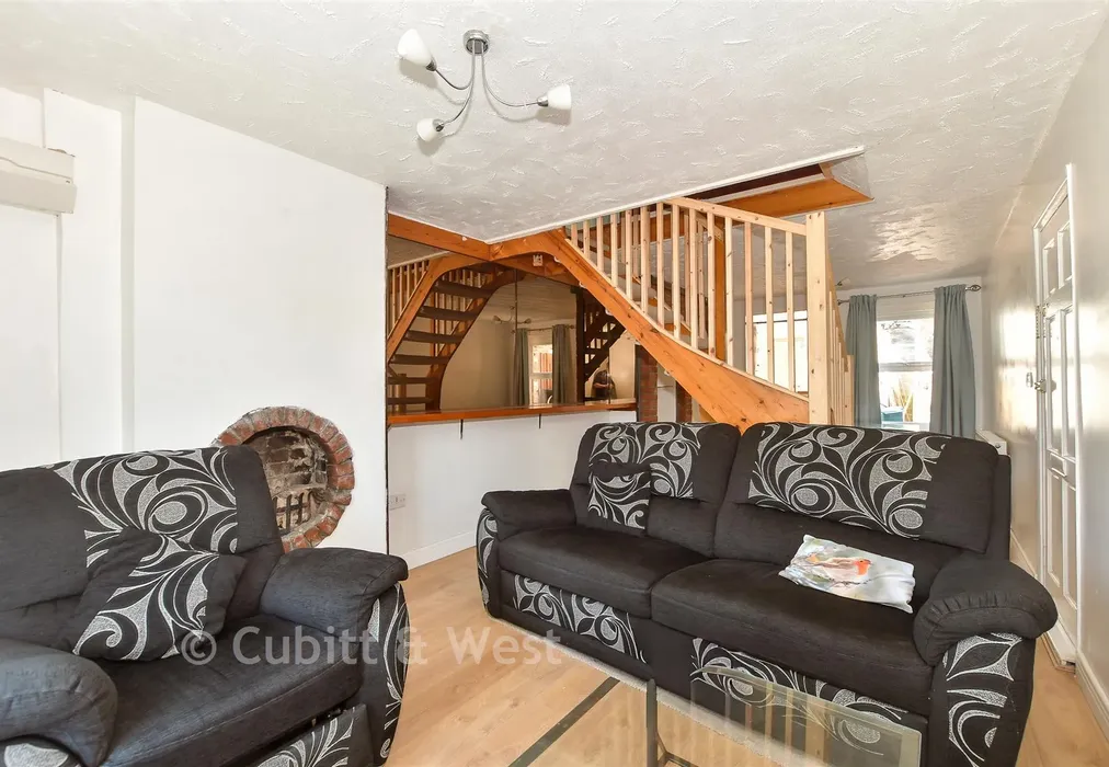 Lounge/Diner - Commonwealth Road, Caterham, Surrey - Wards of Kent