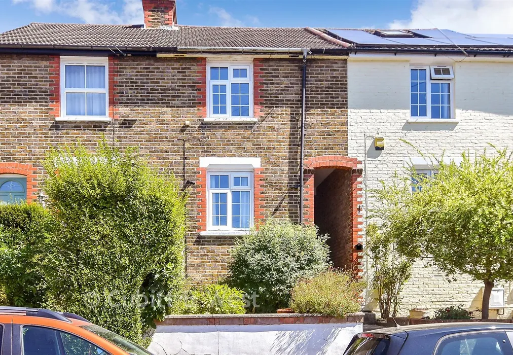 External (Web) - Commonwealth Road, Caterham, Surrey - Wards of Kent