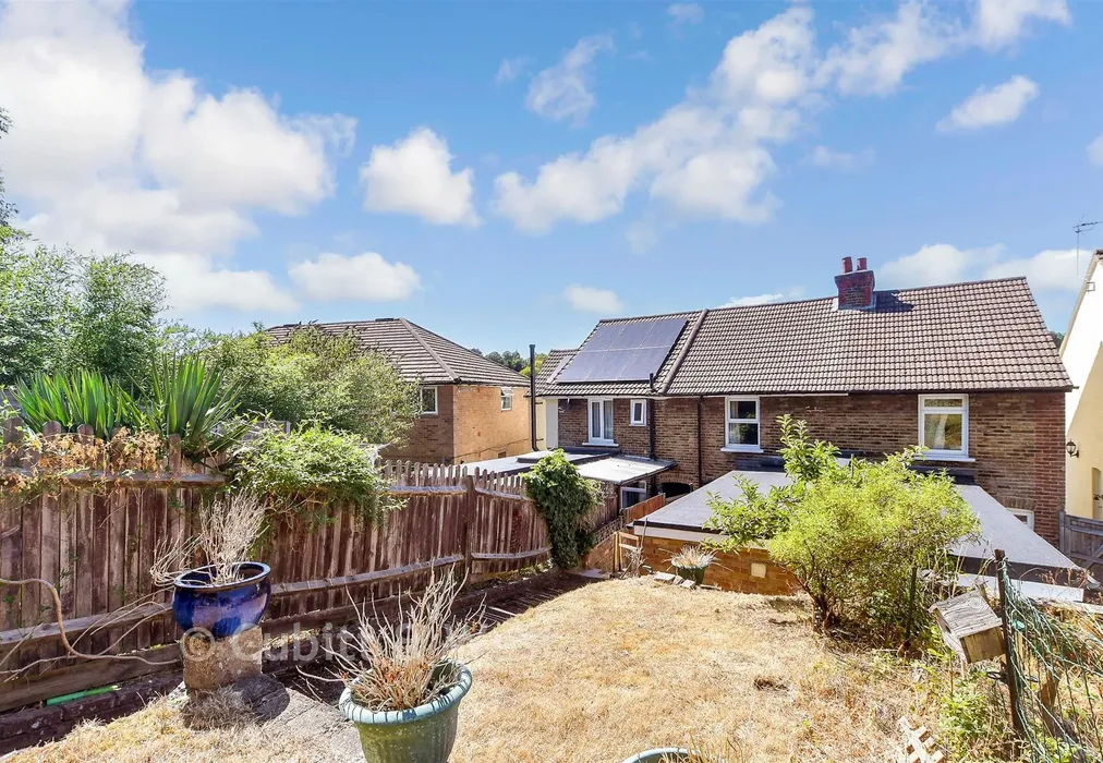 Rear Garden - Commonwealth Road, Caterham, Surrey - Wards of Kent