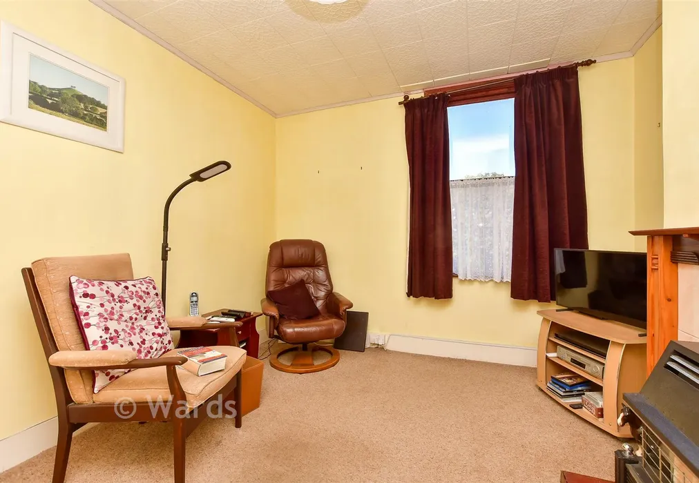 Sitting Room - Richmond Road, Gillingham, Kent - Wards of Kent